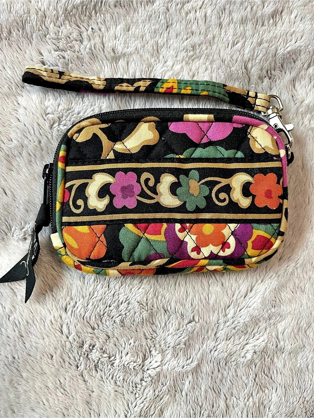 Vera Bradley Quilted Zip ID Case Floral Wristlet in Black & Multicolor